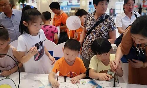 清涼一夏畫出來，盆栽冰淇淋&團(tuán)扇彩繪美好上演！